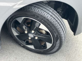 純正のアルミホイールで足元すっきり