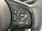 【アダプティブ・クルーズ・コントロール】予め設定した車速内でクルマが自動的に加減速。 前走車との適切な車間距離を維持しながら追従走行し、高速道路でのドライバーの疲労を軽減してくれる嬉しい機能付♪