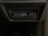 ハンドルの右下にETCがついています。高速道路の料金所の通過も楽々です!。 カードの取り出しもしやすい場所についています。