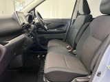 【車内ルームクリーニング済】専門スタッフにより車内はきれいにルームクリーニングを行っております。