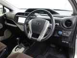運転席廻りです。