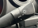 AUTOの位置にセットしておくと、暗くなったら自動でライトの点灯をサポートしてくれます!高速道路でのトンネル通過時など便利です!