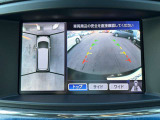 ◆アラウンドビューモニター◆4つのカメラで真上からクルマを見たようにモニターで確認ができる日産自慢の装備です!周囲の安全確認、障害物も目視で確認できるので駐車のしやすさだけでなく事故防止になります!