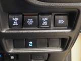 両側電動スライドドアは、運転席にあるスイッチからも操作可能です!