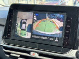 空から車を見たような「アラウンドビューモニター」!車の周りが一目で確認できるので、小さなお子様や障害物があっても安心して乗ることができます♪