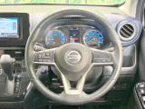 【純正革巻きステアリング】上質な革を使用することで、手にしっかり馴染みとても運転しやすいハンドルです♪