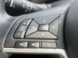 ■ステアリングスイッチ■ハンドル手元でオーディオの操作が簡単に出来ます。運転中でもナビまで手を伸ばさずに操作が出来て安心です。