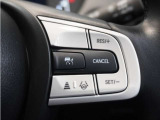 ◆アダプティブクルーズコントロール◆予め設定した車速内でクルマが自動的に加減速。前走車との適切な車間距離を維持しながら追従走行します。【LKAS】車線維持支援システムでステアリング操作を支援。