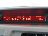 【オートエアコン】これなら車内温度を一定に保ちやすく過ごしやすいです。