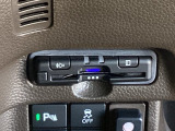 ETC車載器付。ETCが使用可能な道路通行料はキャッシュレスでスマートに走行できます。再セットアップして納車致します。