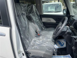 届出済 未使用車販売だけでなく、買取、下取、車検、メンテナンス、保険もバッチリ!お客様のトータルカーライフをしっかりサポートいたします。