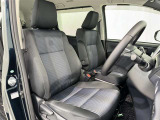見通しのよいすっきりとした視界で、誰でも運転しやすいです。運転のしやすさは疲れにくさにも繋がりますよ♪