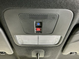 ホンダコネクトは事故や急病、あおり運転などのトラブル時に、ボタンひとつでオペレーターと通話でき、警察や消防への連携を迅速に行います。