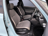 FITの人気の秘訣の一つは乗り降りしやすく運転がしやすいことなんですよ(*^_^*)