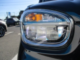 LEDヘッドライト装着☆明るい白色光で夜間走行時の高い視認性を確保し、LEDならではの省電力化でて売燃費にも貢献しています!