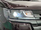 【LEDヘッドランプ】明るいライトが夜間の安全運転をサポートします。消費電力も少なく長寿命です。