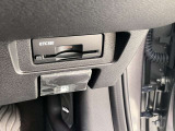 高速道路をスムーズに乗り降りができるETC機能のユニット付き!お引渡し前にセットアップを行いますので、乗り始めてからすぐにお使い頂けます。