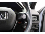 Hondaセンシングの機能のひとつ、アダプティブクルーズコントロール付!アクセルから足を離しても設定したスピードと前車との車間を保ち走行してくれます!車線維持もアシスト☆高速道路で疲労軽減ですね☆