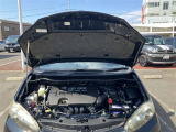 普段はあまり見ないエンジンルーム内も綺麗に仕上げています。見えないところも清潔に保ちたいですよね。
