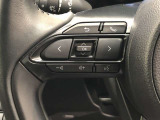 【ステアリングスイッチ】左です。ハンドルから手を離さず、運転に集中したまま手元でオーディオ操作等ができます。