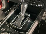 全てのトランスミッションのメリットを兼ね備えた理想的なAT、それがSKYACTIV-DRIVE(スカイアクティブドライブ)。「滑らかな変速」「ダイレクト感のあるシフトフィール」そして「低燃費」が特長です!
