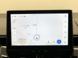 トヨタが提供している通信サポートサービスを搭載したナビです。通常のナビの他に交通情報や事故、天気予報、イベント情報等を表示できます。HELP-NETにも対応しており緊急時の通報サービスもできます。