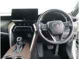 見通しのよいすっきりとした視界で、誰でも運転しやすいです。運転のしやすさは疲れにくさにも繋がりますよ♪