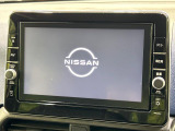 【大画面ナビ】人気の大型9インチナビを装備。存在感のある大画面はインパクト大!ナビ利用時のマップ表示は見やすく、テレビやDVDは臨場感がアップ!いつものドライブがグッと楽しくなります♪