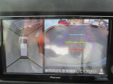 クルマの前後左右に4つのカメラを設置。駐車のサポートや見えない場所を映しだしてくれる全方位カメラを装備。