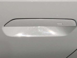 車両の詳細、ご質問につきましては、営業スタッフまでお気軽にご連絡下さいませ。遠方のお客様には実車の詳細動画送信も承ります。お問合せをお待ち致しております。