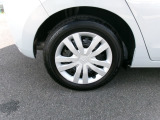 車体にぴったりの純正ホイールです。