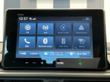 純正ディスプレイオーディオ付きです!Bluetooth・ミュージックプレーヤー接続可能です!