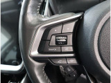 ステアリングスイッチ装着で、オーディオ操作もスムーズにできます、運転に集中できます