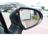■リヤビークルディテクション(左右後方からの車両をドアミラーの一部が点灯し、ドライバーに教えてくれます)