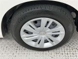 外観にマッチした純正ホイール装着しています。各種社外アルミホイールやスタッドレスタイヤも取扱いしております。是非ご相談ください♪