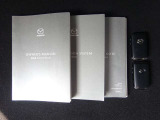 ポケットやバッグに鍵を入れたままで、ドアの施錠・解錠からエンジン始動までがスムーズになり、毎日の乗り降りも楽!取扱説明書にメンテナンスノートありますので、整備履歴ががはっきりと分かり安心です。