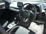 ◆チルト&テレスコピックステアリング◆ドライバーのさまざまな体格に応じて適切な運転姿勢を取りやすいよう、ハンドルの前後位置と高さを調整できます◆