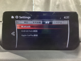 Bluetoothに接続することで、スマートフォンに入っている音楽アプリを車内で楽しめたり、通話が出来ます♪