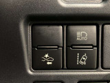 【TOYOTA SAFETY SENSE】走行中に前方の車両等を認識し、衝突の可能性がある時は警報音とブレーキで衝突回避と被害軽減をアシストしてくれます。