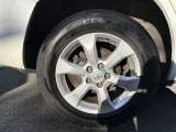 純正アルミ付き!タイヤサイズは225/65R17です