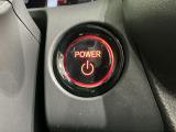 ワンプッシュでエンジンのスタート、ストップが出来て便利です。