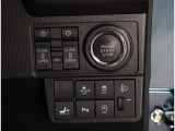 運転席より各種機能を操作するボタンが使えます