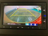 【バックモニター】ガイドライン表示機能付きバックカメラ装着車です。バックでの駐車時など後方の安全確認ができて安心安全です♪