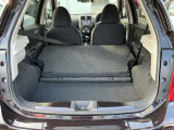 シートを倒してフルフラットに、長い荷物も楽々積み込めます。