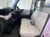 【車内ルームクリーニング済】専門スタッフにより車内はきれいにルームクリーニングを行っております。