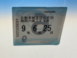次回の車検日になります。こちらのステッカーをご確認ください。