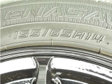 14インチアルミホイールが付いていますので、足元も引き締まります!