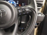 レーダークルーズコントロール(全車速追従機能)付きです。前方車両の車速に応じて追従支援してくれるので、ロングドライブも快適です。詳細は販売店スタッフまでお尋ねください。