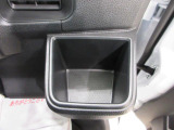 その他にお車ご購入に関して、気になる点やご不明な点がございましたら、「見積依頼」ボタン、もしくは無料ダイヤルより各店舗へお問合せください。