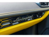 Lamborghini Smartphone interface (Apple CarPlay-)